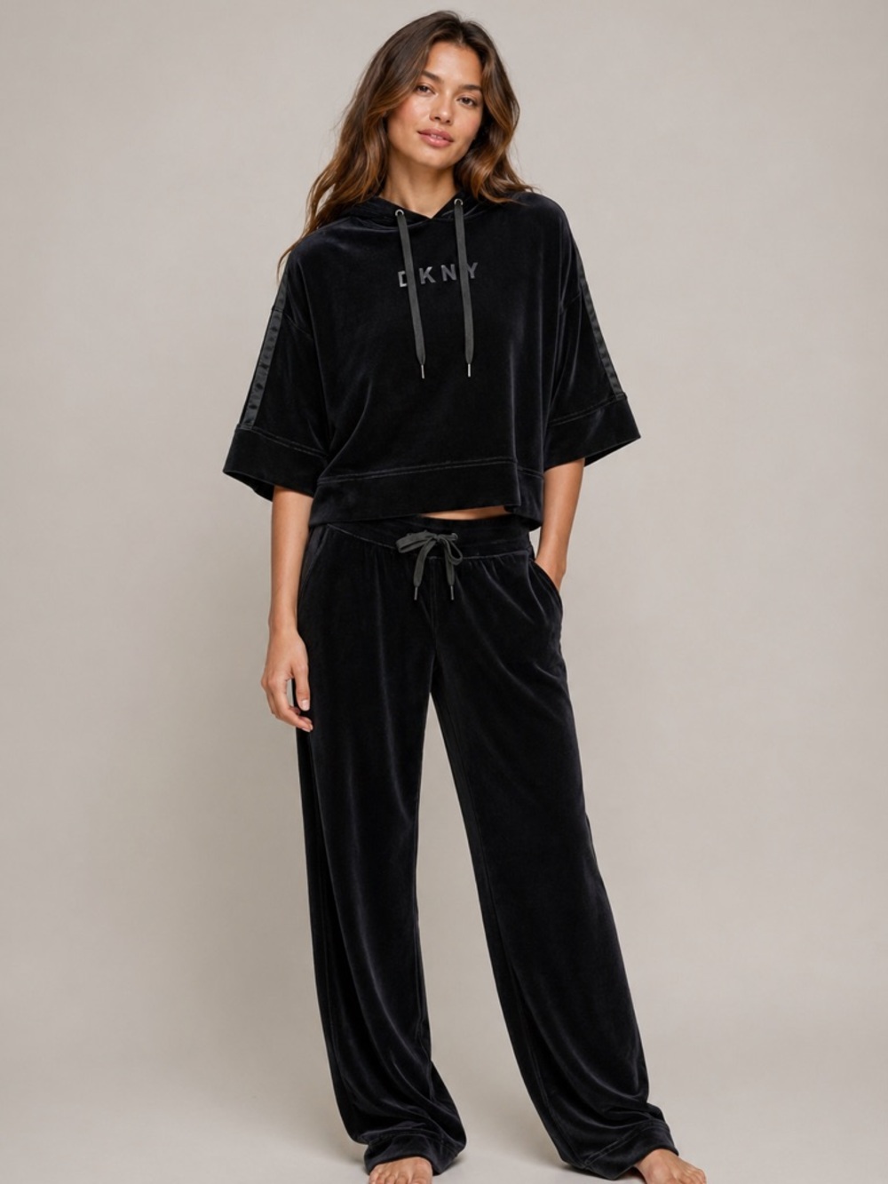 💜Firm Price💜 DKNY Bell Sleeve Velour Cropped Hoodie